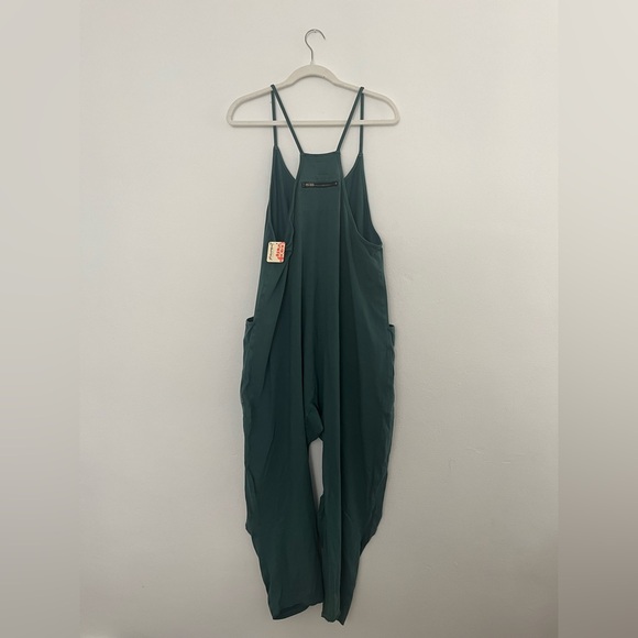 Free People: Hot Shot Onesie Ivy 🟢 - Picture 4 of 5